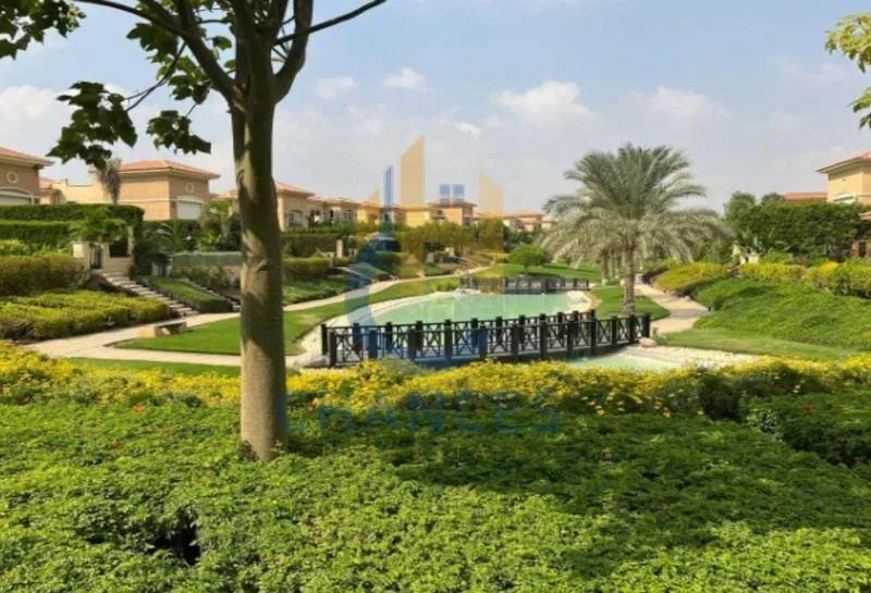 3-bedroom apartment 152 m² for sale in Stone Park