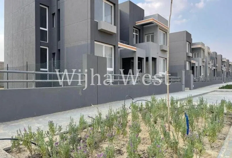 3-bedroom townhouse 200 m² for sale in Kayan