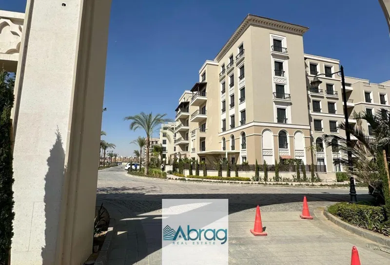 3-bedroom apartment 166 m² for sale in Village West