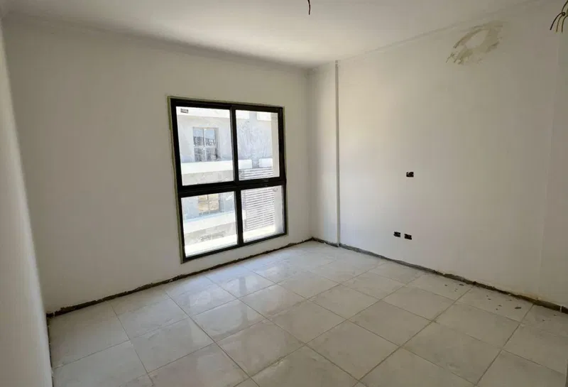 3-bedroom apartment 165 m² for sale in Creek Town