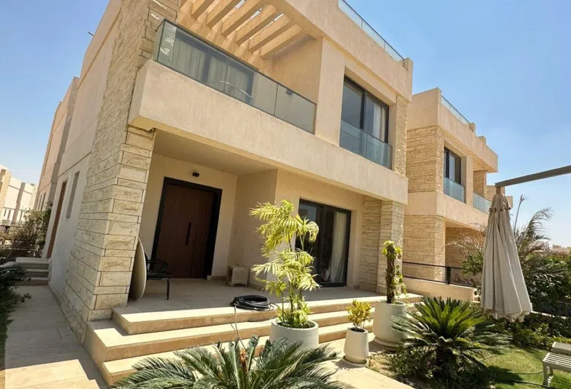 3-bedroom townhouse 195 m² for sale in Noor City