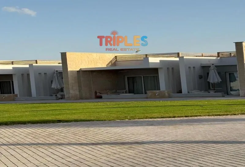 3-bedroom chalet 135 m² for sale in Seashore