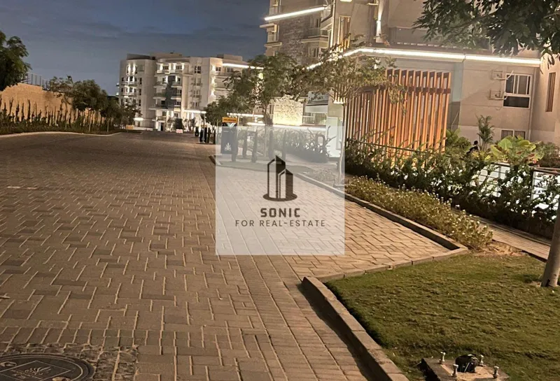 3-bedroom villa 245 m² for sale in Mountain View iCity