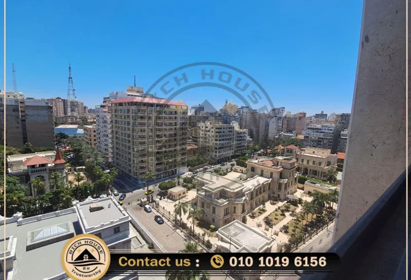 شقة 3 غرف 235 م² للبيع في Kasr Al Safa St.