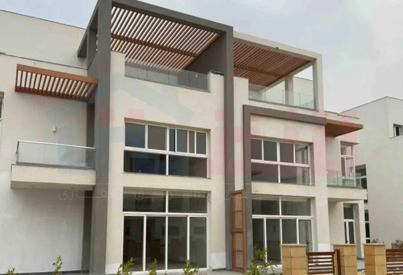 3-bedroom chalet 170 m² for sale in Mazarine