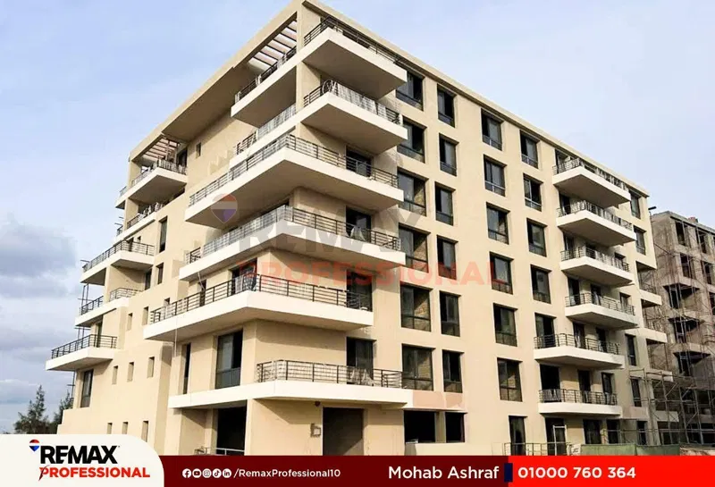 2-bedroom apartment 120 m² for sale in Palm Hills