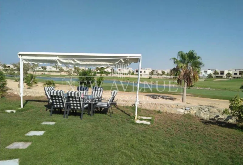 2-bedroom chalet 112 m² for sale in Hacienda Bay