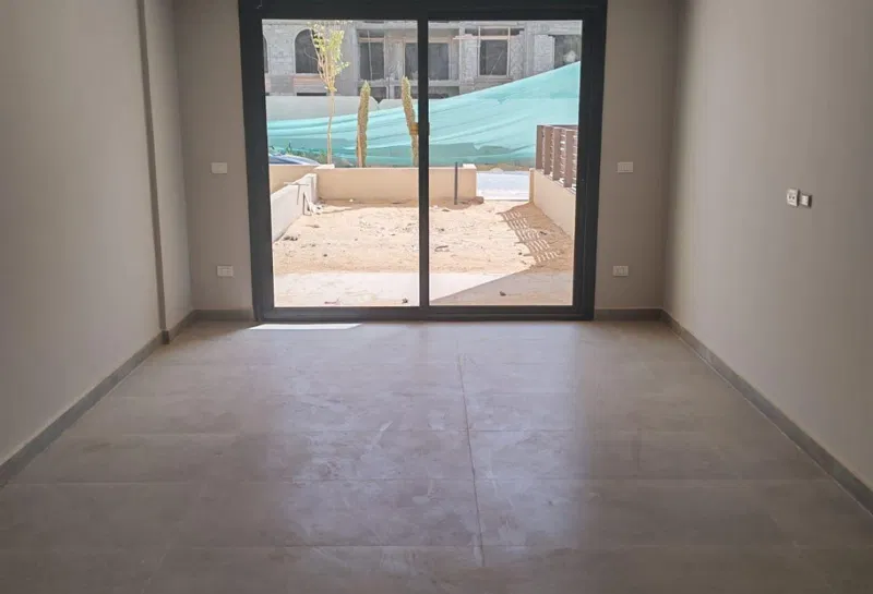 3-bedroom apartment 177 m² for sale in Village West