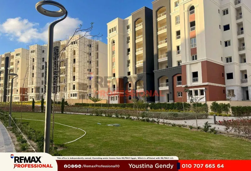 4-bedroom apartment 217 m² for sale in Alex West