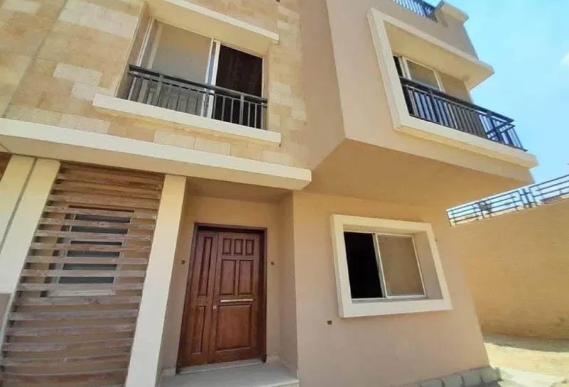 3-bedroom townhouse 160 m² for sale in Taj City