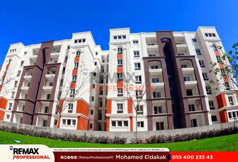 4-bedroom apartment 218 m² for sale in Alex West