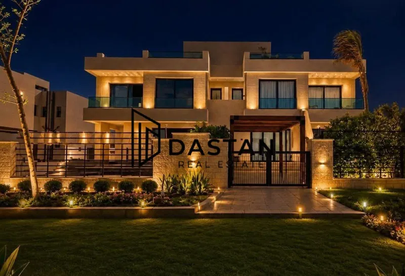 3-bedroom townhouse 200 m² for sale in Noor City
