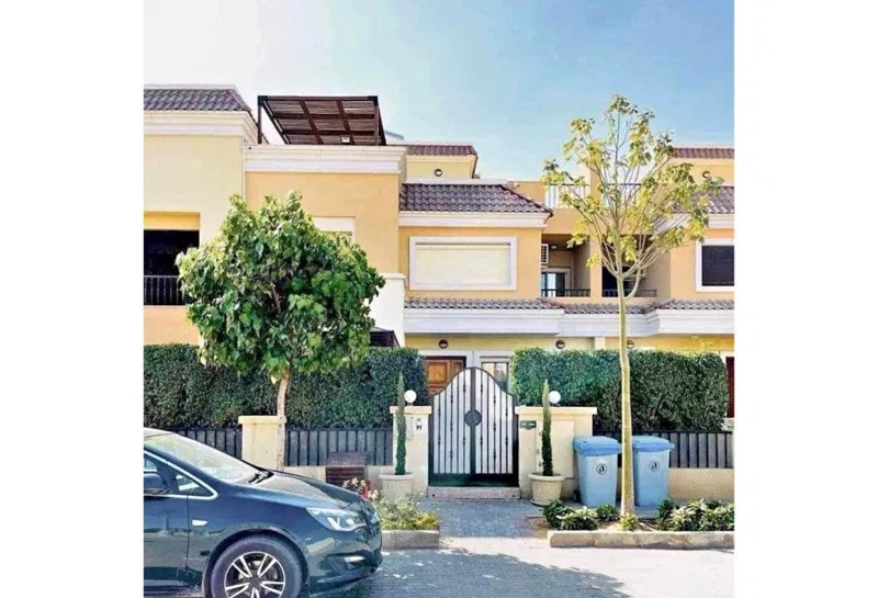 5-bedroom villa 260 m² for sale in Sarai, S2