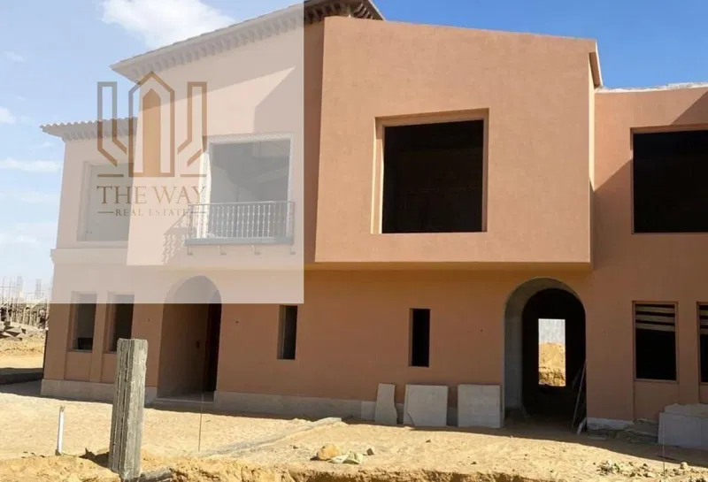 تاون هاوس 4 غرف 220 م² للبيع في فيلدج ويست، Village West