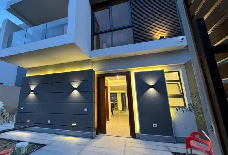 4-bedroom villa 290 m² for sale in Patio Al Zahraa