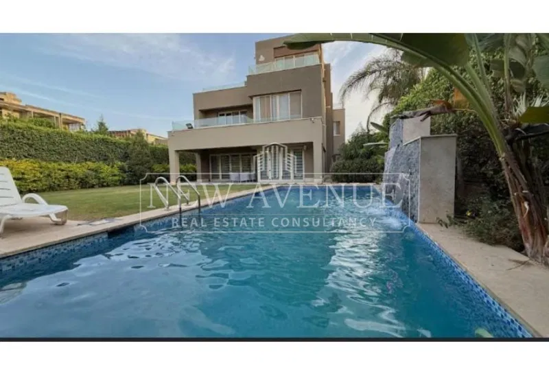 3-bedroom chalet 149 m² for sale in Hacienda Bay