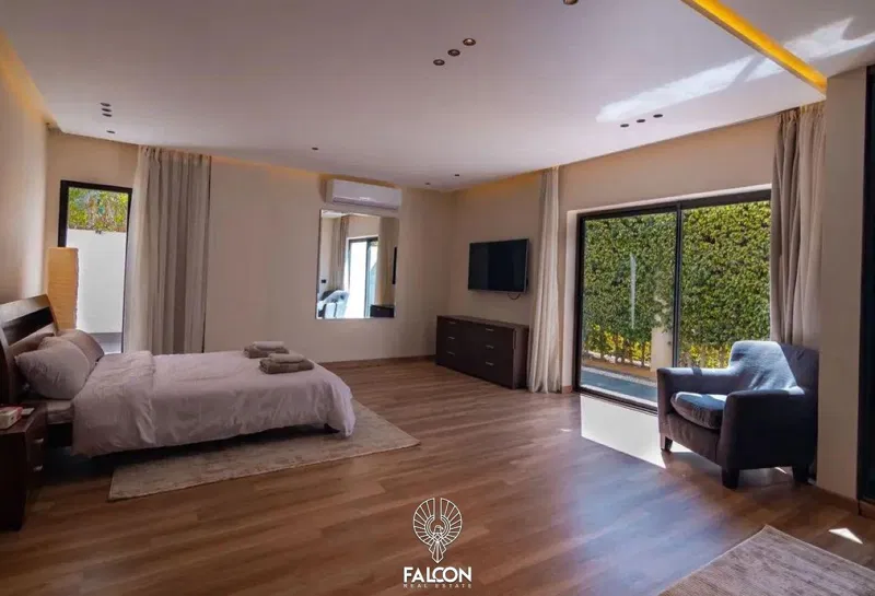 1-bedroom apartment 80 m² for sale in Yellow Residence