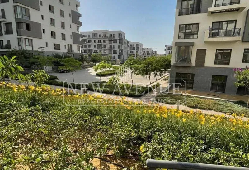 3-bedroom duplex 221 m² for sale in SODIC East