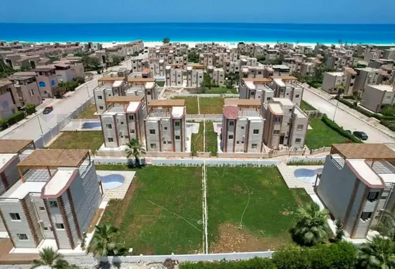 فيلا 4 غرف 700 م² للبيع في Ramtan