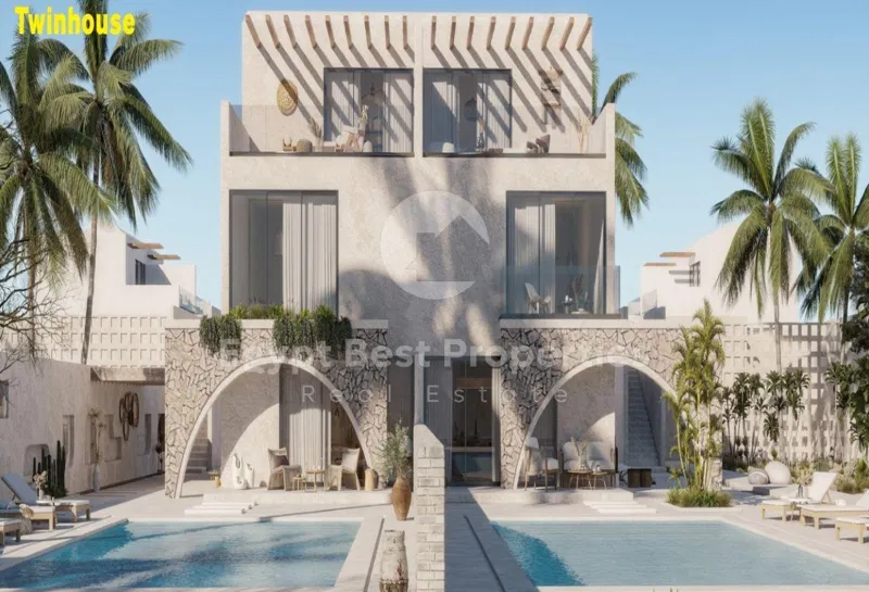 4-bedroom twin house 260 m² for sale in Salt