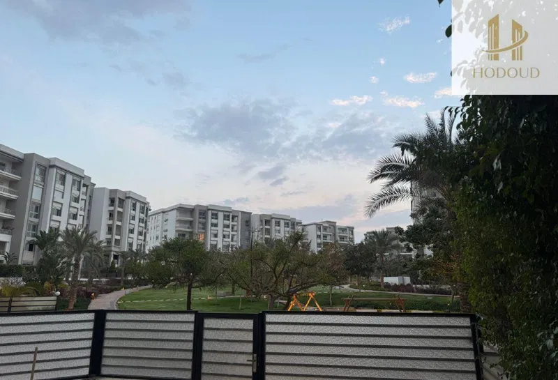 3-bedroom apartment 205 m² for sale in Hyde Park, Garden Residence