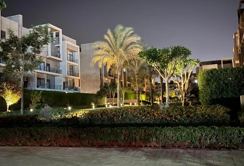 شقة 3 غرف 170 م² للبيع في Villa Square