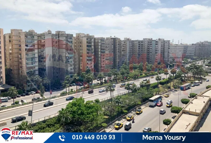 3-bedroom apartment 182 m² for sale in 14th of May Bridge