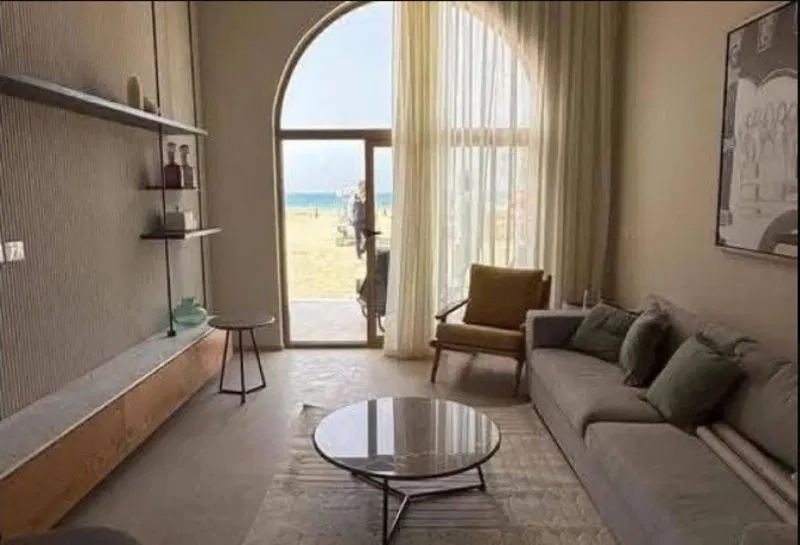 3-bedroom chalet 155 m² for sale in Direction White