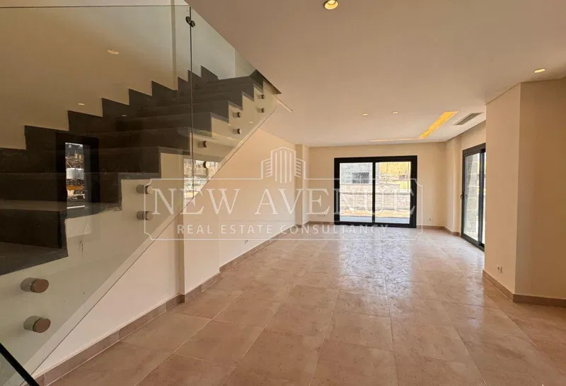 4-bedroom townhouse 225 m² for sale in Trio