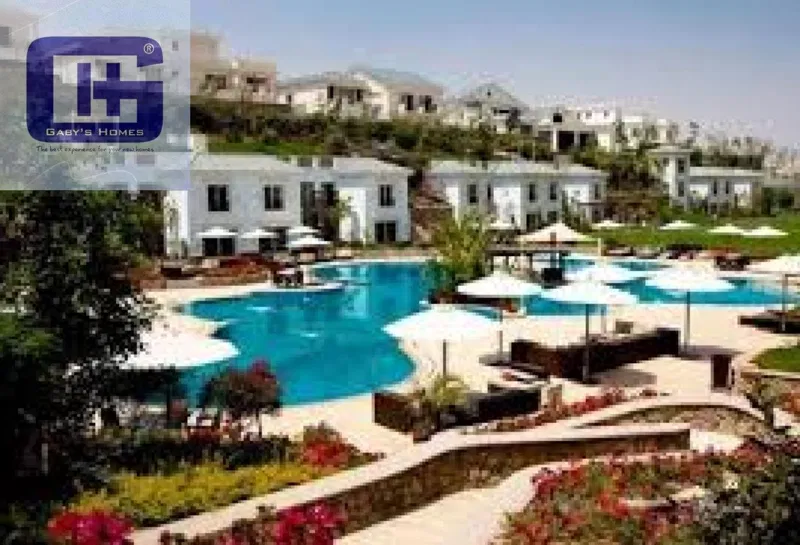 3-bedroom ivilla 235 m² for sale in Mountain View 1.1