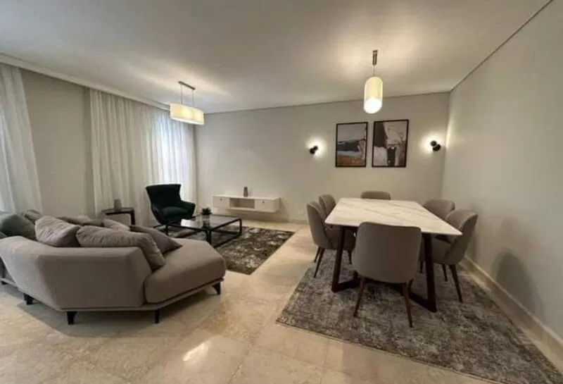 شقة 3 غرف 180 م² للبيع في 90 Avenue