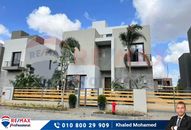 3-bedroom apartment 161 m² for sale in Palm Hills