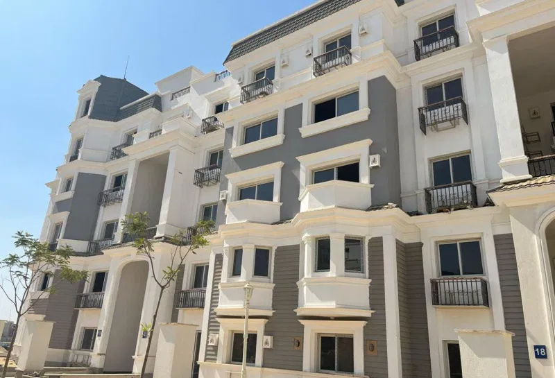 3-bedroom ivilla 245 m² for sale in Mountain View 1.1