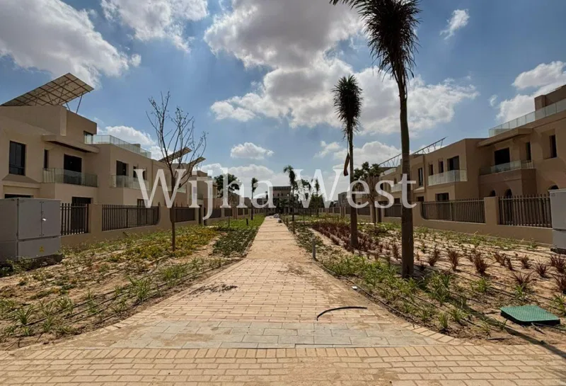 3-bedroom apartment 182 m² for sale in Zed Towers