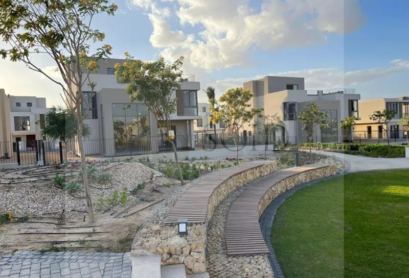 3-bedroom apartment 165 m² for sale in SODIC East