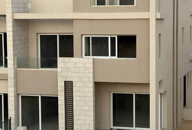4-bedroom townhouse 208 m² for sale in Tawny Hyde Park