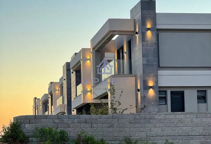2-bedroom chalet 120 m² for sale in La Vista Ras El Hikma
