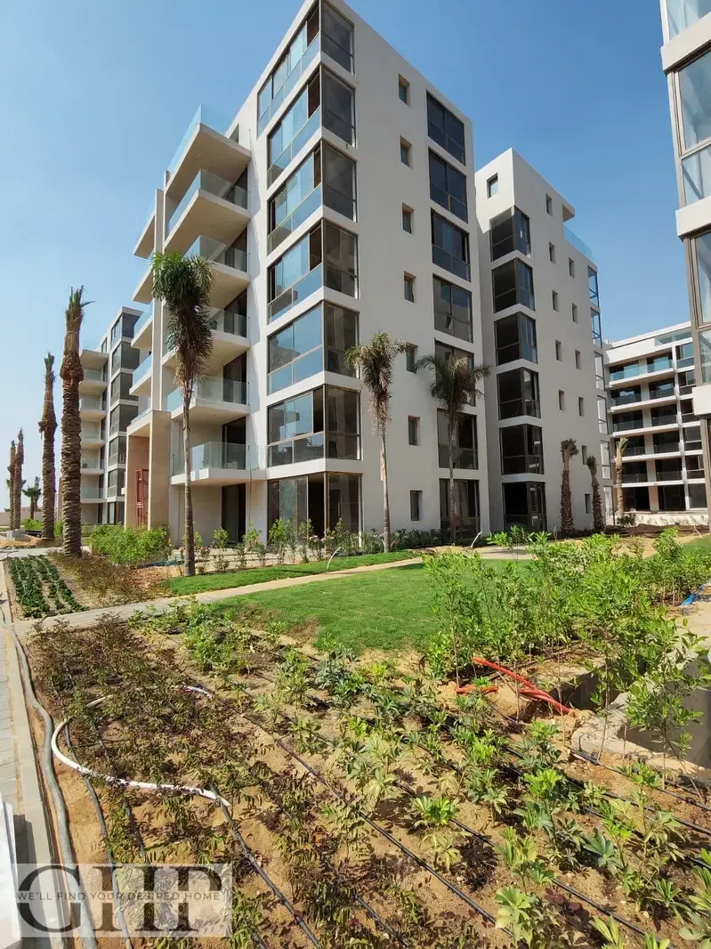 UNDER MARKET PRICE Penthouse in Lake View Residence 2 New Cairo
