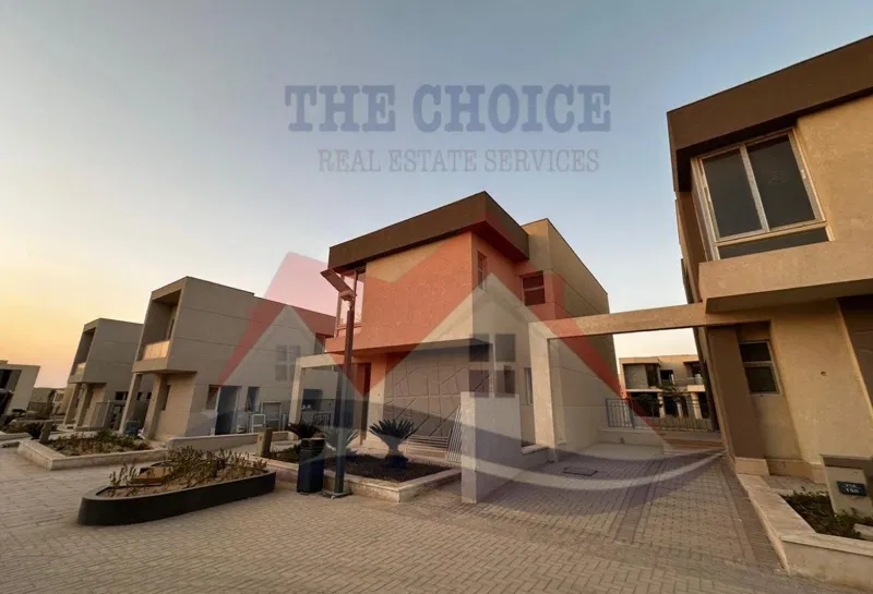 4-bedroom villa 195 m² for sale in Badya Palm Hills