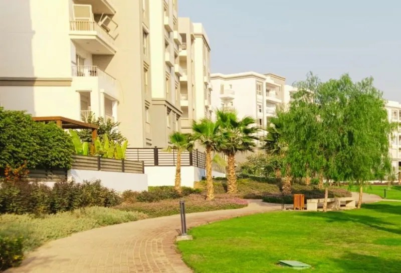 3-bedroom apartment 179 m² for sale in Hyde Park, Park Corner