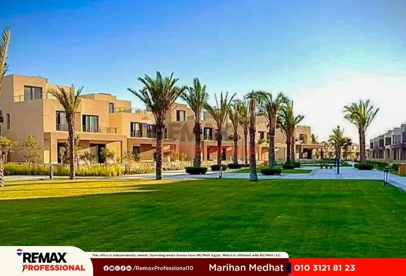 3-bedroom apartment 161 m² for sale in Palm Hills