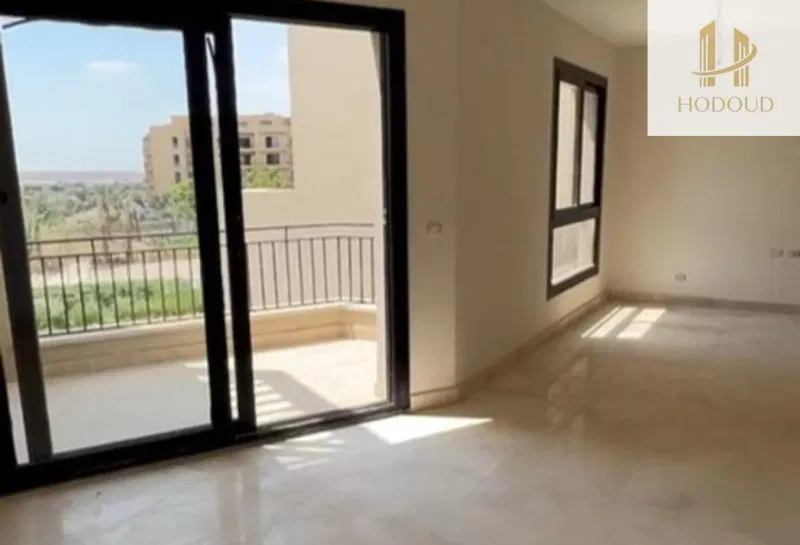 شقة 3 غرف 174 م² للبيع في O West