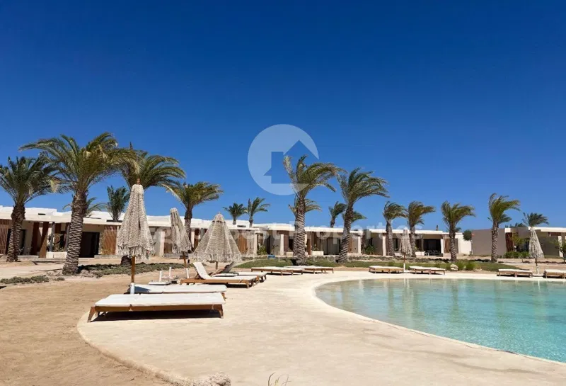 2-bedroom chalet 120 m² for sale in Bay West
