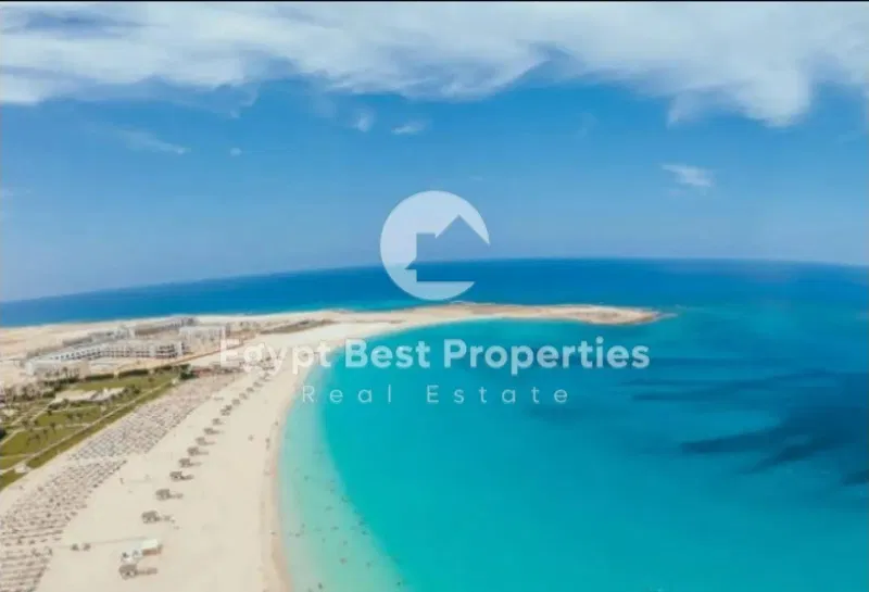 3-bedroom chalet 135 m² for sale in Salt