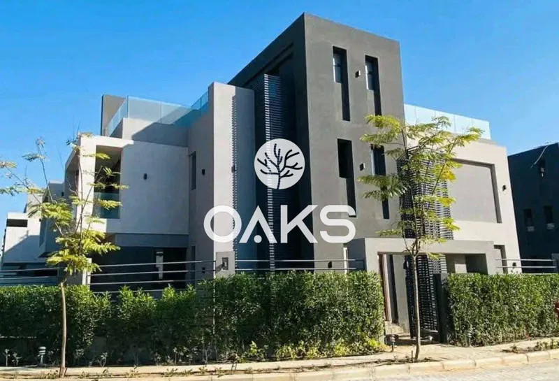 4-bedroom villa 215 m² for sale in El Patio Town