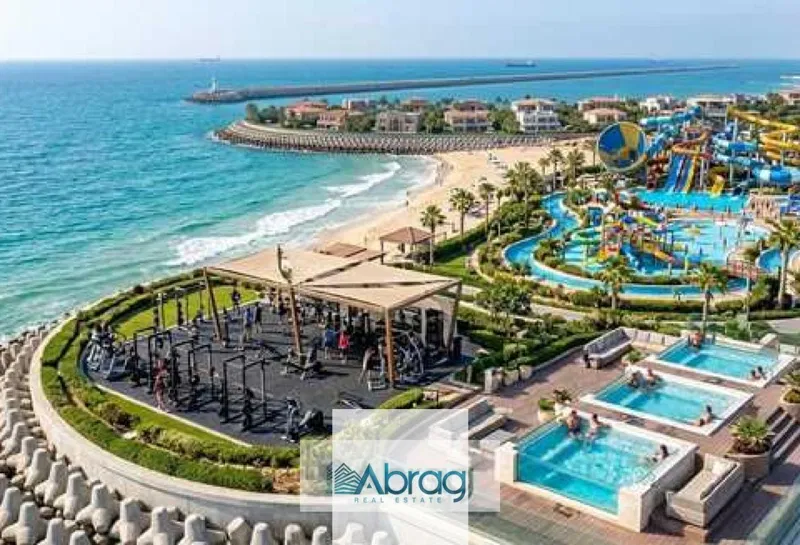 5-bedroom townhouse 200 m² for sale in Long Beach