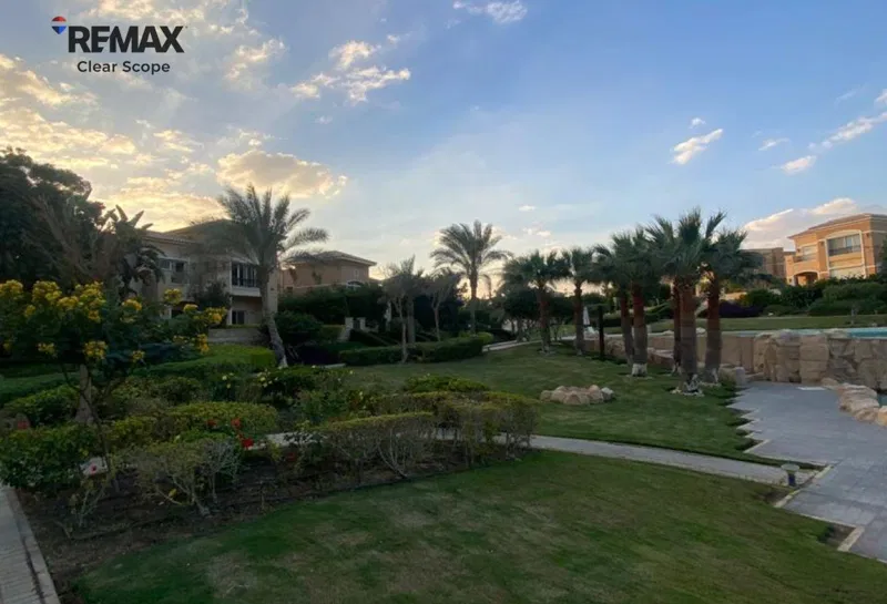 4-bedroom townhouse 205 m² for sale in Telal East