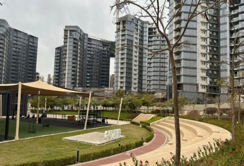 2-bedroom duplex 228 m² for sale in Village Views