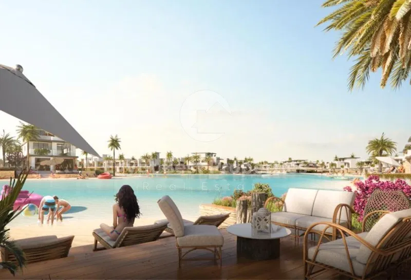 3-bedroom chalet 150 m² for sale in Silver Sands