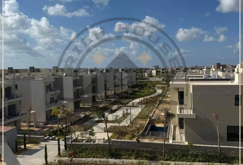 3-bedroom apartment 217 m² for sale in Palm Hills